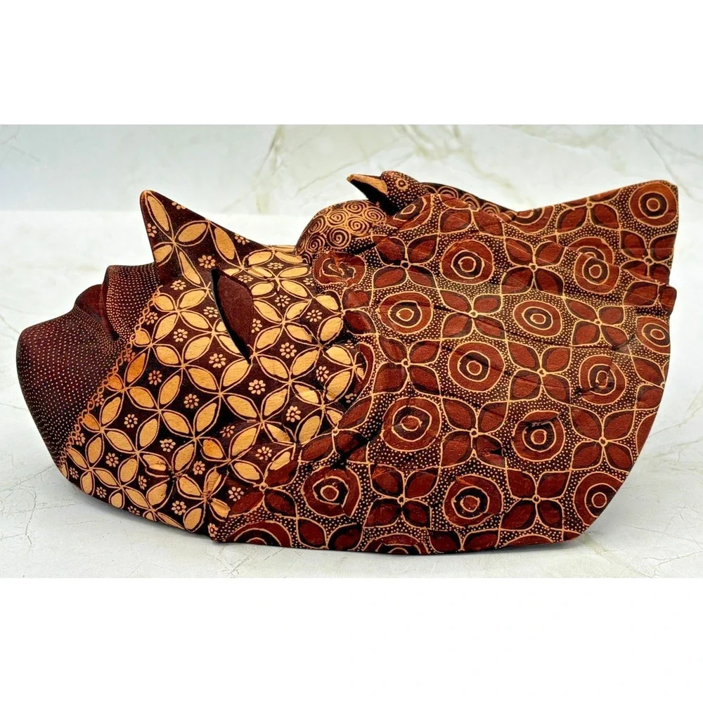 Hand Carved Indonesian Batik Wood Mask Batik Pattern Bird Motif Wall Art EUC